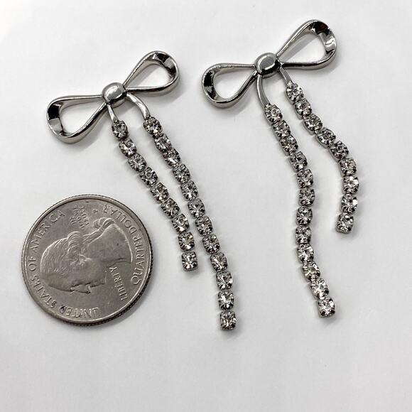 NEW Silver Bow Rhinestone Earrings - Picture 9 of 9